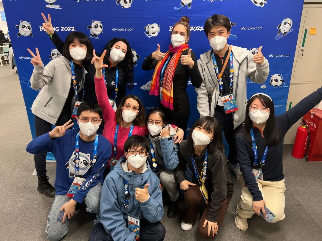 冬奥会转播背后:赛时实习生坚守岗位,传递温暖与祝福