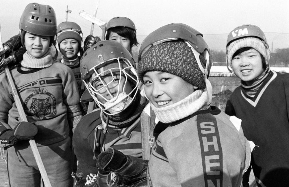 冰雪运动在中国大地精彩上演,与冬奥会申办有何关联?