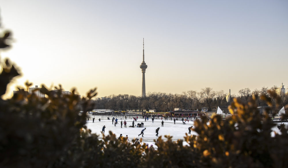 冰雪运动在中国大地精彩上演,与冬奥会申办有何关联?