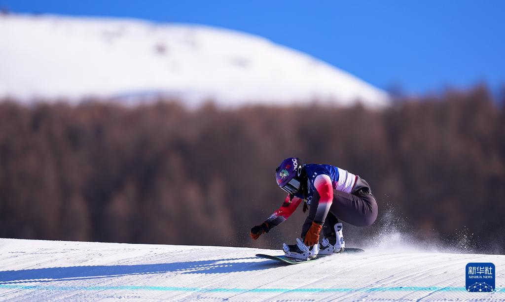 西藏运动员拥青拉姆出战冬奥会单板滑雪,完成时隔四年首秀