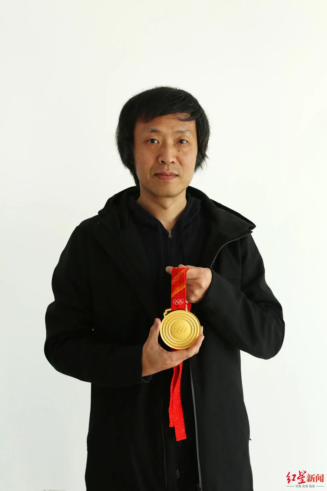 专访参与两届奥运奖牌设计的杭海，解读北京冬奥会奖牌内涵