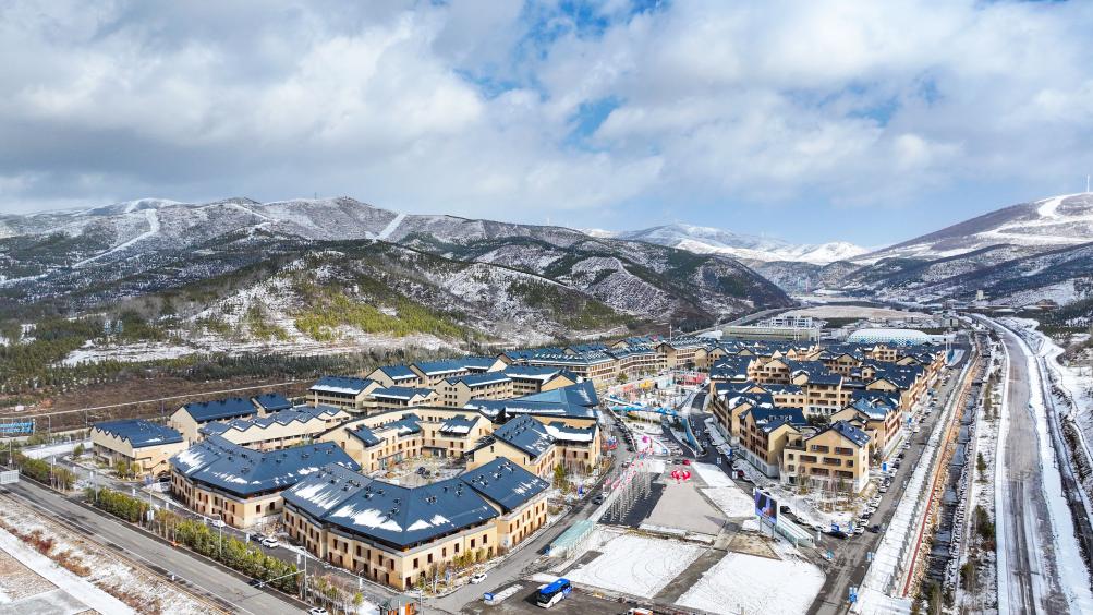 北京冬奥场馆：靠四季运营、绿色技术和市场化机制持续焕新