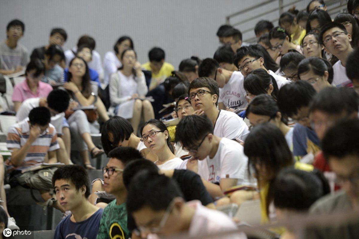 大学课程为何要设置三四年？背后原因竟然有这三点