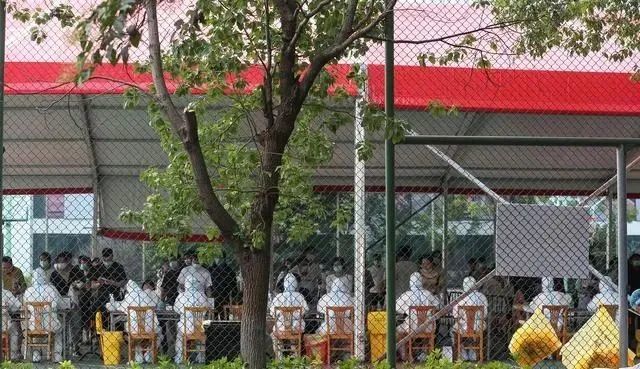 扬州核酸检测点混乱致多人感染,已出现三代传播